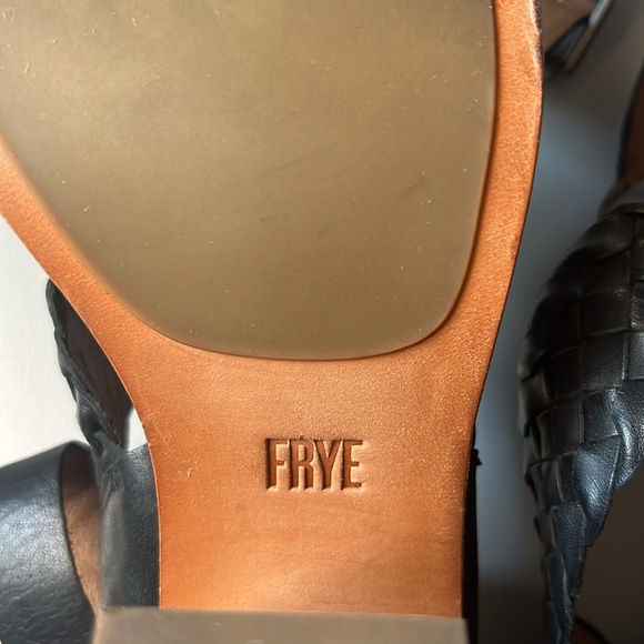 Frye Sara Sandal Heel - Picture 14 of 16